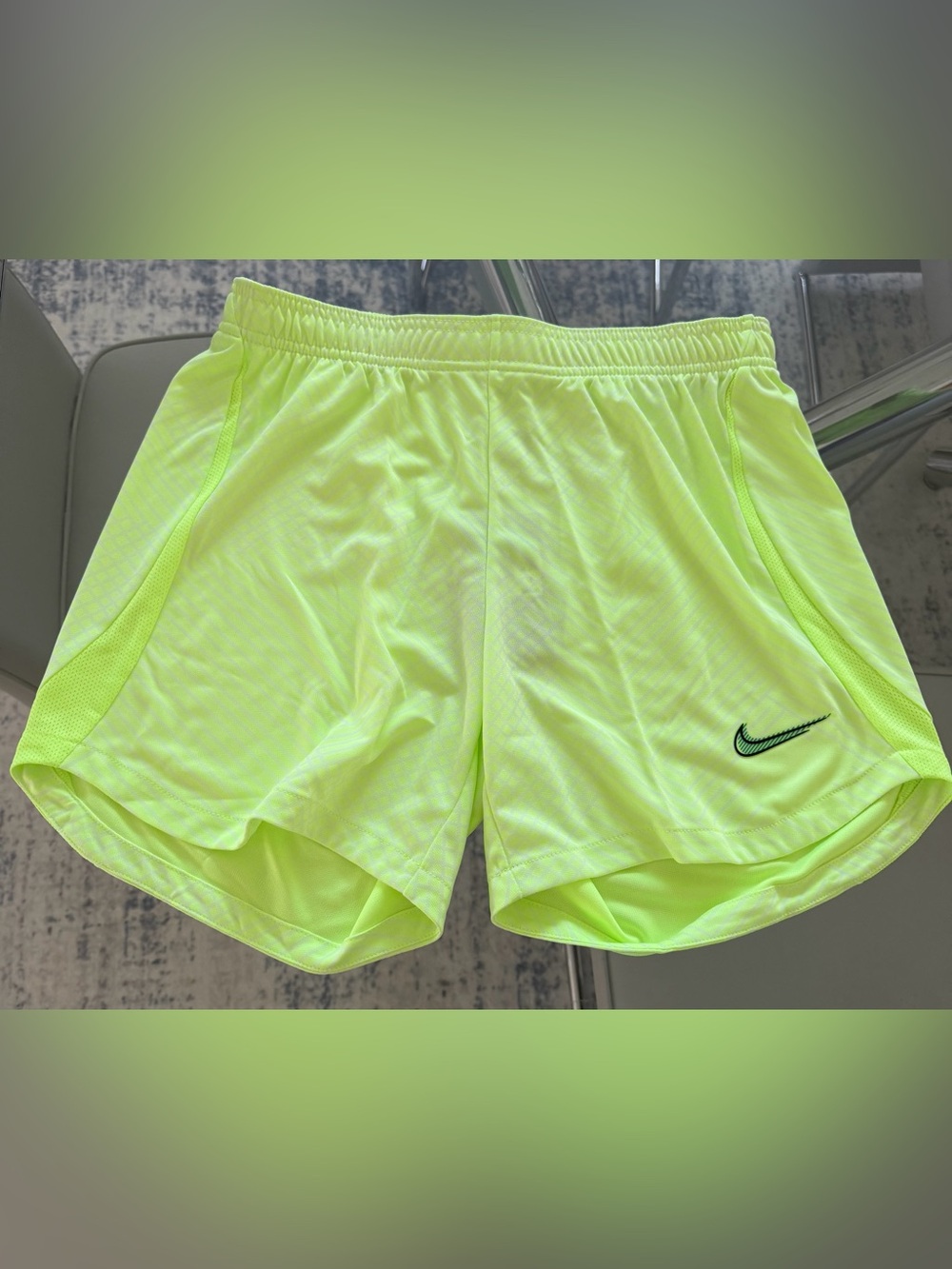 NWT Nike Dri-fit Women’s Neon Yellow Athletic Shorts Medium